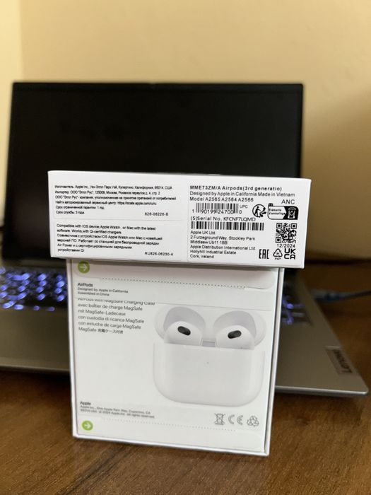 AirPods 3rd generatio