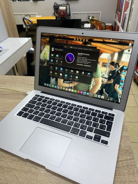 MacBook Air 13 (2017) (Ос14Б)