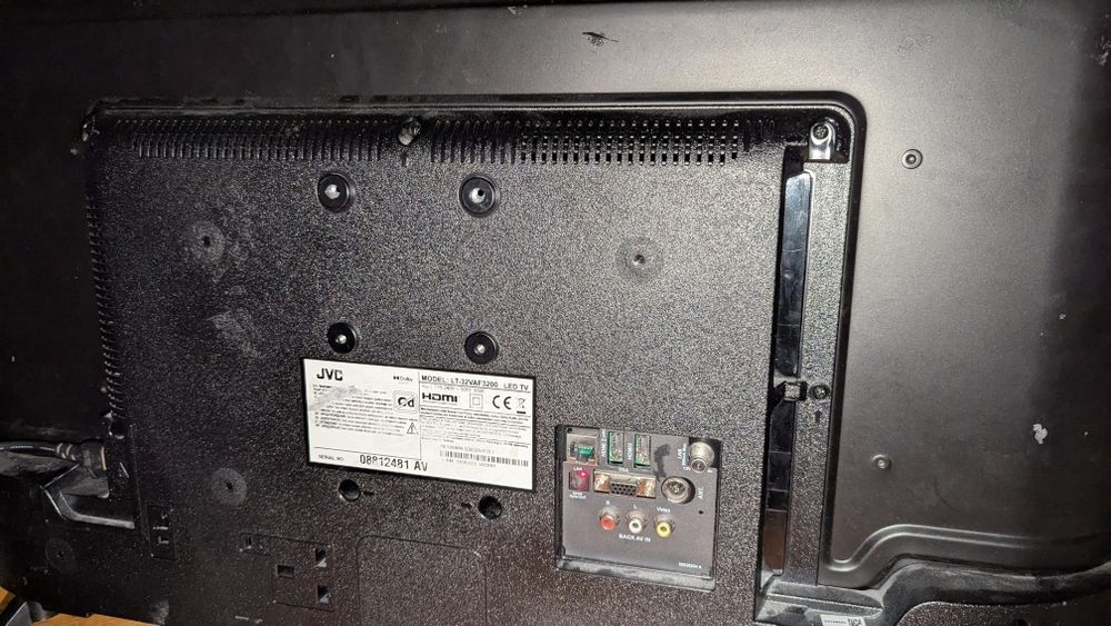 Телевизор JVC LT-32VAF3200 за части