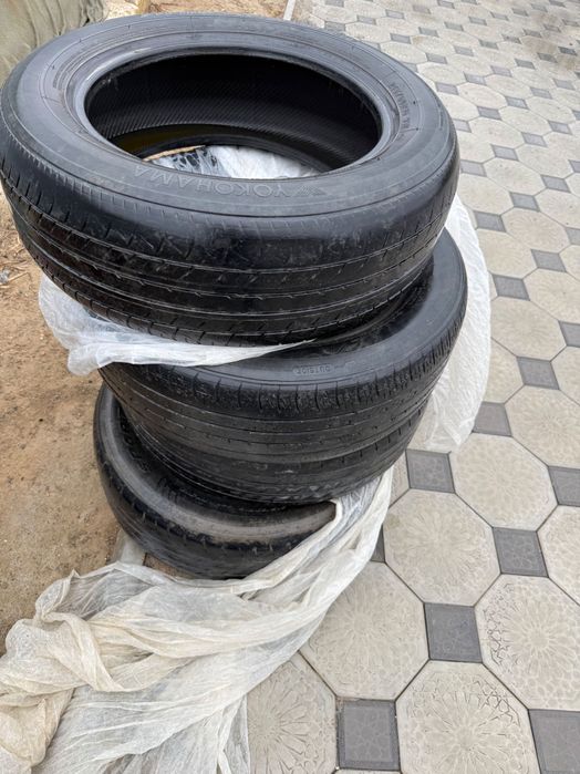 Покрышки летние Yokohama б/у