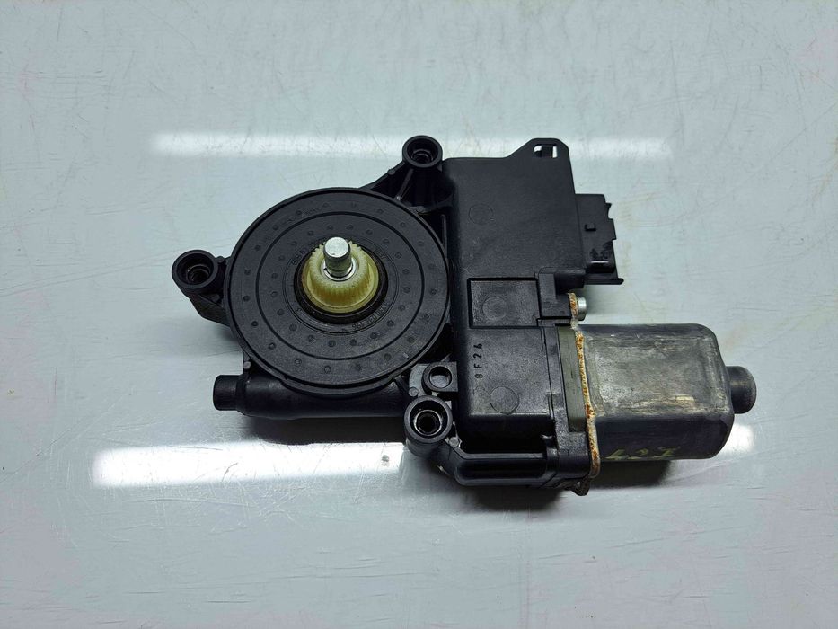 Motoras geam dreapta spate Peugeot 308 [Fabr 2007-2013]