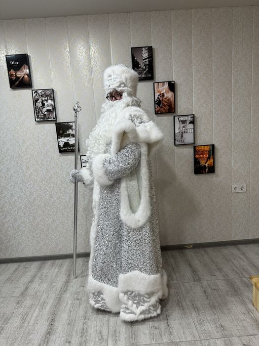 Успейте забронировать. Костюмы Дед Мороз, Санта в большом ассортименте