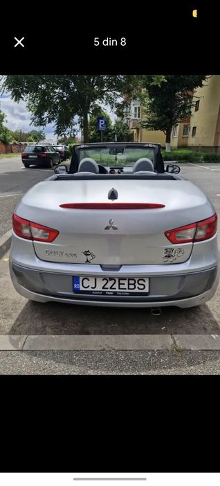 Vând mașina detalii la telefon