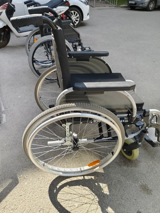 Инвалидное кресло-коляска 30шт