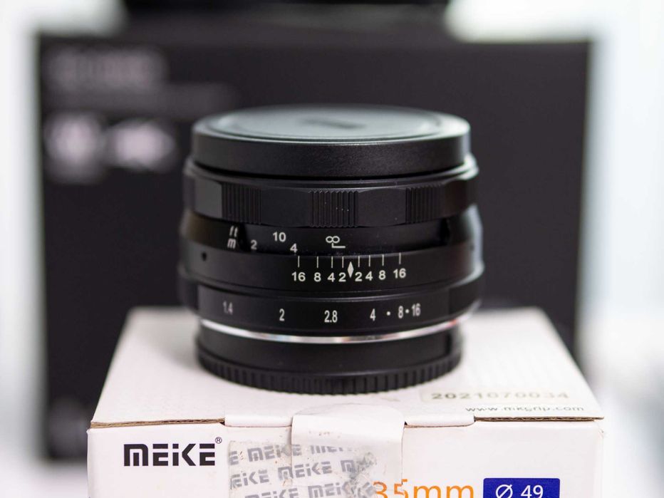 Obiectiv Manual Meke 35mm F1.4 APS-C MFT