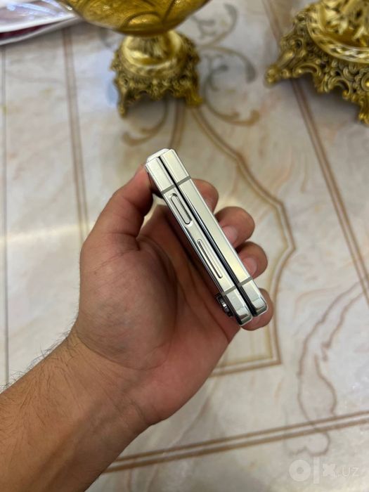 Samsung Galaxy Z flip 5