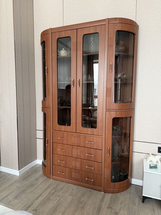 Сервант для посуды