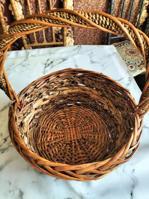 Продам корзины  плетеные.