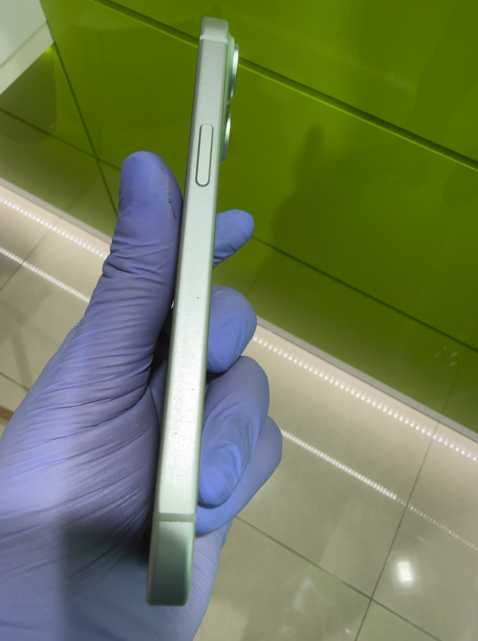 iPhone 15 Green – SH, 128 GB – Facem si buy-back