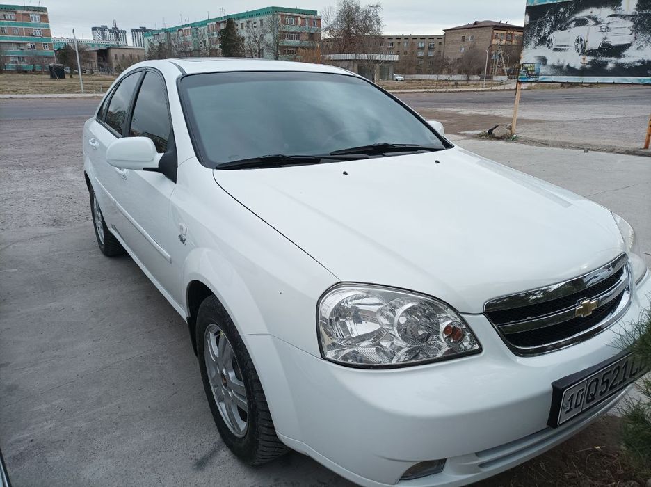 Lasetti 2013 avtomat srochna