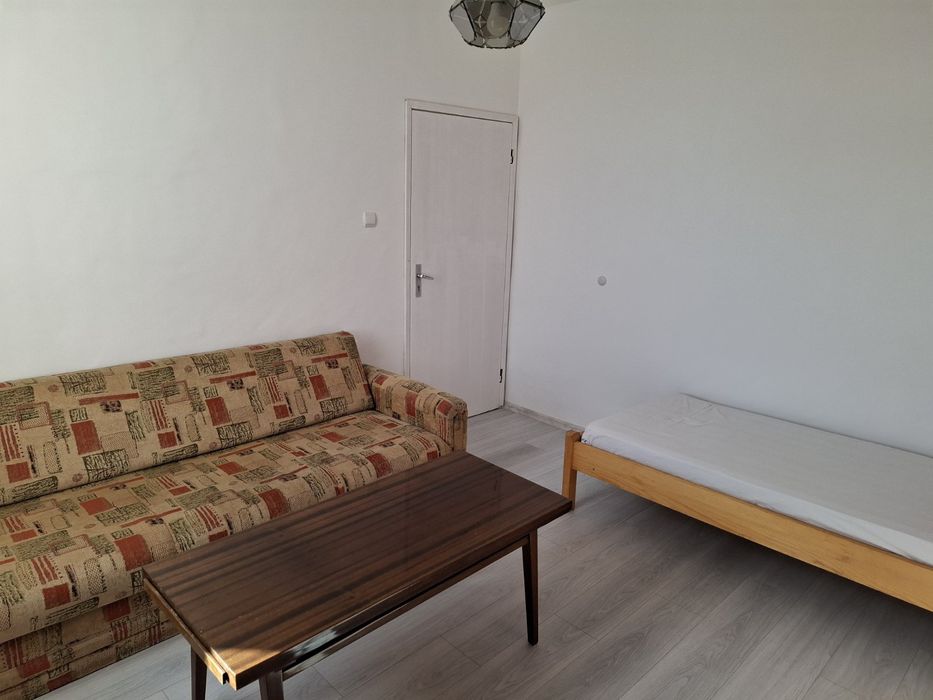 Дава се под наем Тристаен апартамент в Варна, Възраждане 1 - 13 кв.м за 153 € - Снимка #7