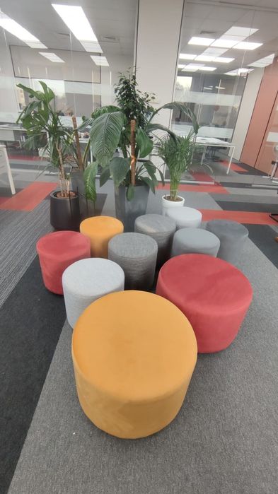 Пуфики однотонные, комбинированные