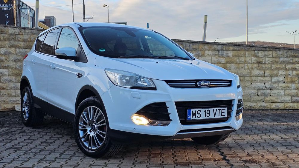 Ford Kuga Titanium~An 2013~1.6i-150Cp~Navigatie~133.000Km~Inmatriculat~Euro 5