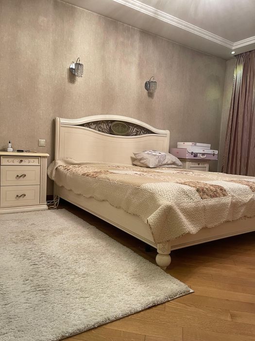 Мебель спальный гарнитур италия