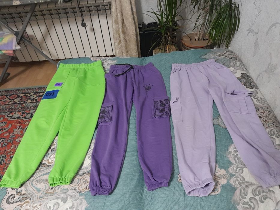 Продам пакет  вещей для девочки