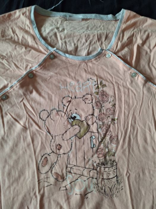 Vând 3 cămăși alăptat mărimea L