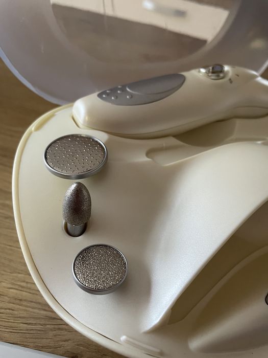 Комплект за маникюр/педикюр