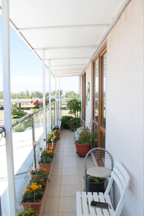 Продава се Четиристаен апартамент в Бургас, Сарафово - 168 кв.м за 1667 €/кв.м - Снимка #9