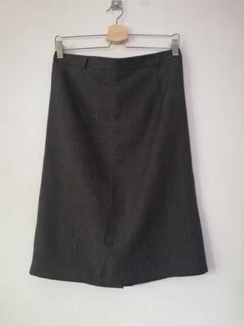 Fusta din stofa 42