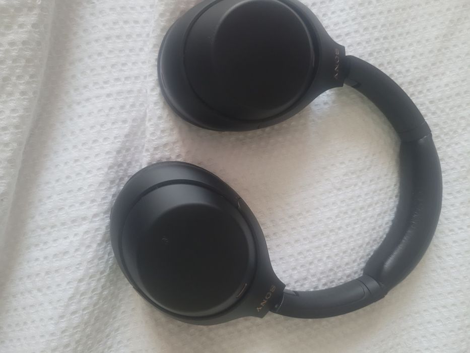 Casti over the ear wh-1000xm4