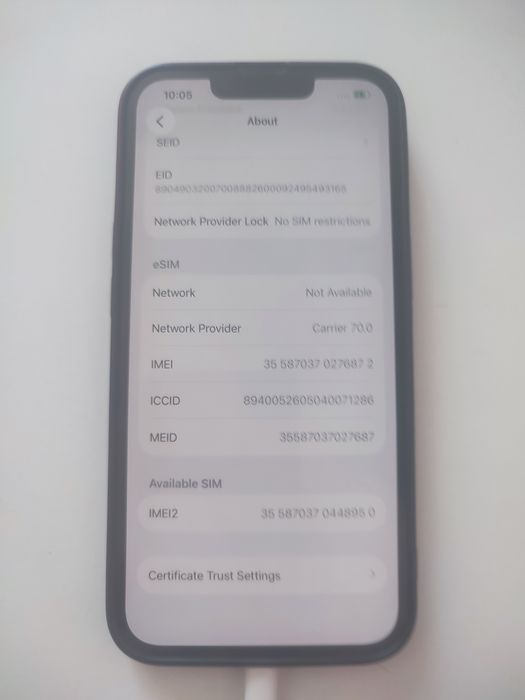 iPhone 13 cumpărat de nou