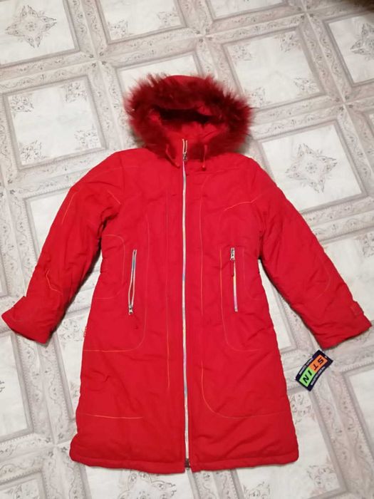 Пальто на зиму девочке.