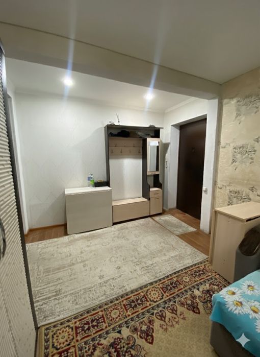 Продам квартиру на юности