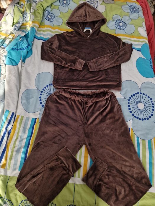 Пухен комплект в кафяво размер С/М