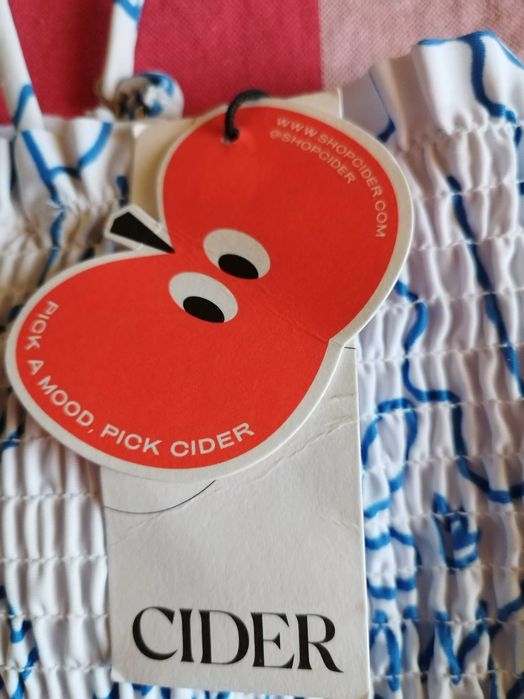 Sutien cu top, alb/albastru de la: CIDER, marimea: M, nou, cu eticheta