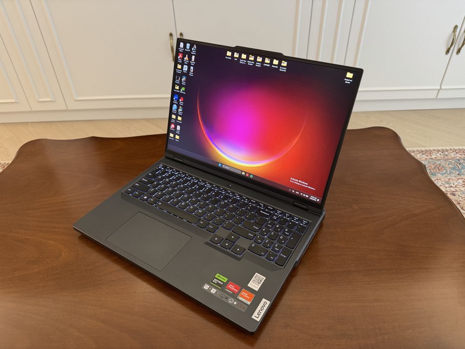 Legion PRO 16 // AMD Ryzen 7 7745HX - RTX 4070 8GB 140W - 32GB RAM*