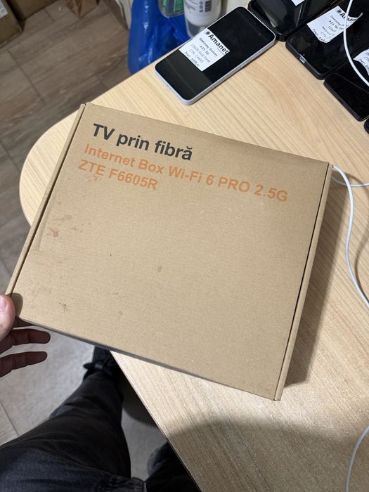 ZTE Internet Box Wi-Fi 6 Pro 2.5 ZTE F6605R Router Orange Nou Garantie