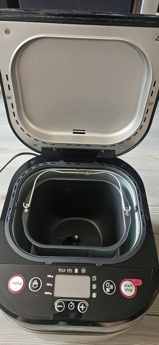 Хлебопекарна TEFAL
