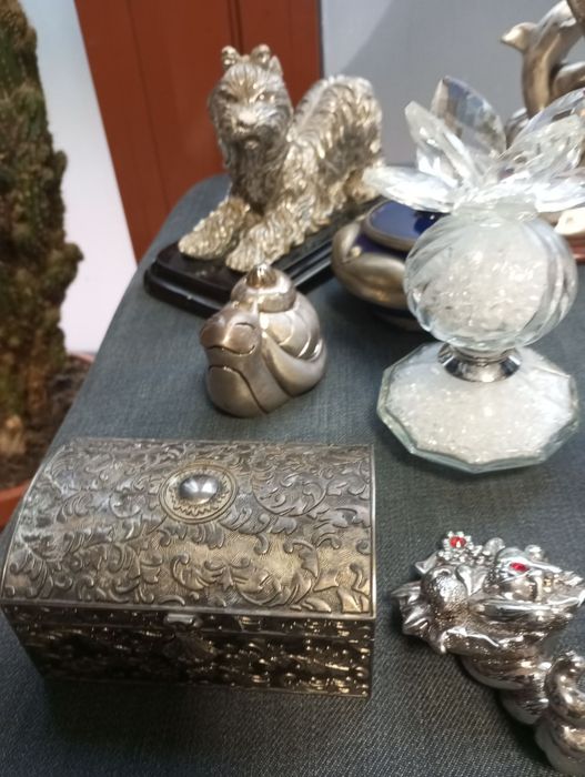 Разпродажба сувенири