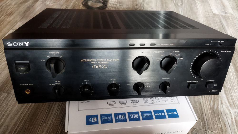 Продавам усилвател Sony TA-F630 ESD