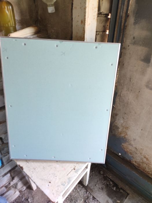 Люк скрытого монтажа.