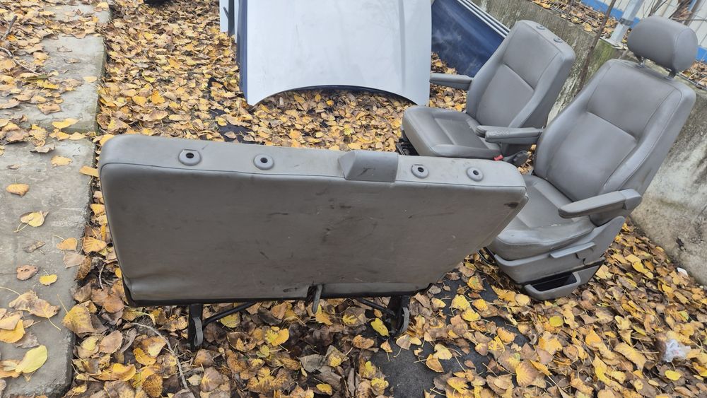 Оригинални Предни и Задни Седалки за VW Транспортер Т5 2003- 2008г