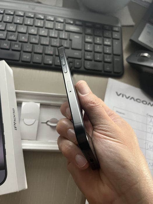 iPhone 16 pro Black Titanium 128GB + ГАРАНЦИЯ VivaCom
