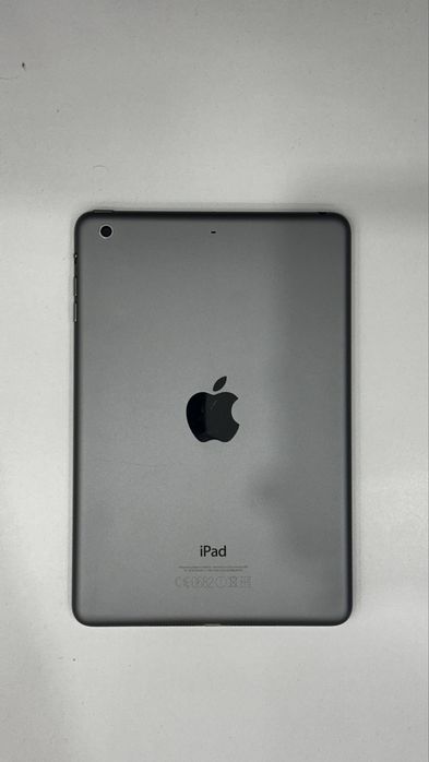 Продам iPad mini 2 в отличном состоянии