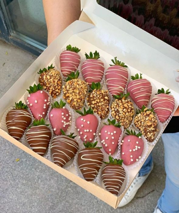 Акция - 20 % скидка Клубника в  Бельгийском шоколаде! От 4000  тг