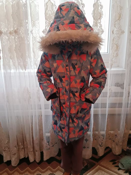 Куртка в хорошем состояние