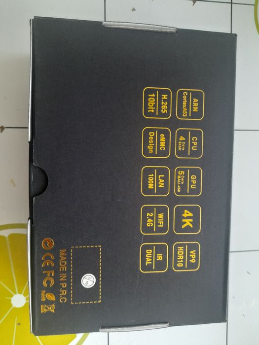 Продам смарт тв приставку