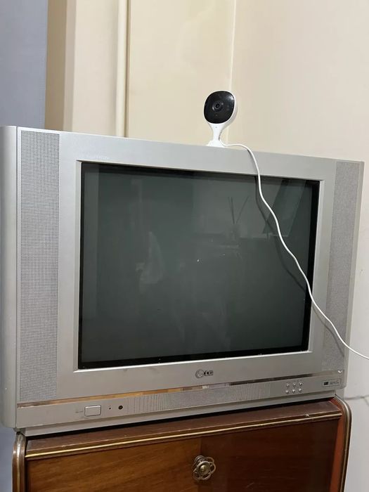 Телевизор  продам