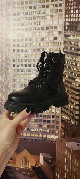 Детские  ботинки