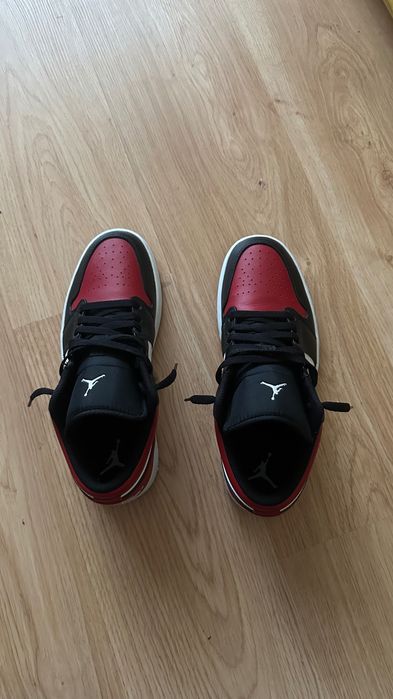 Jordan 1 Low Bred Toe