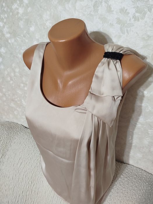 Set format din 2 tricouri fara mânecă elegante
