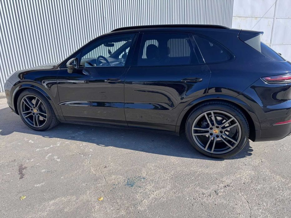 PORSCHE Cayenne 2018 — imagine 2