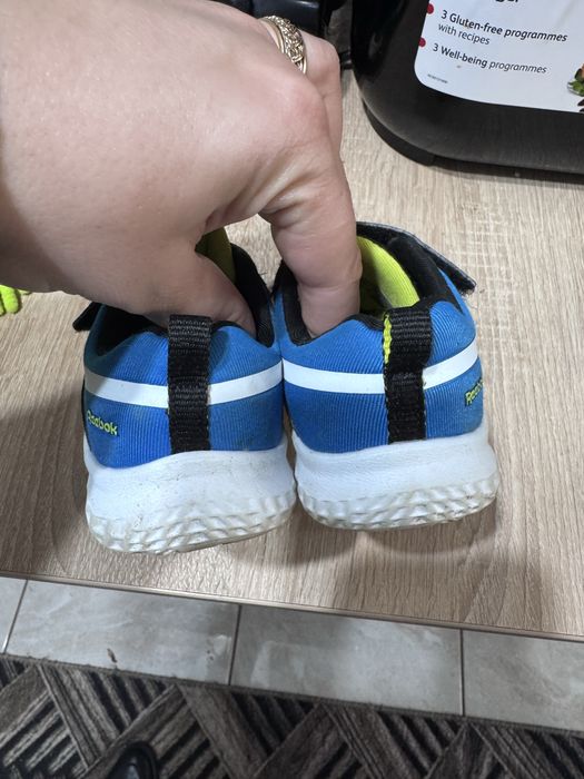 Incaltaminte Reebook marimea 24,5