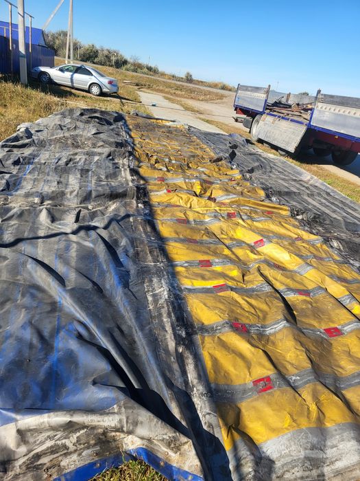 Продам тент с прицепа бергер 13.6