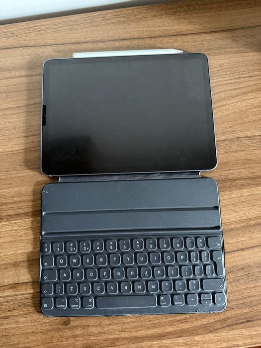 Husa tastatura Apple Smart Keyboard Folio iPad Pro 11 1/2/3 Air 4/5