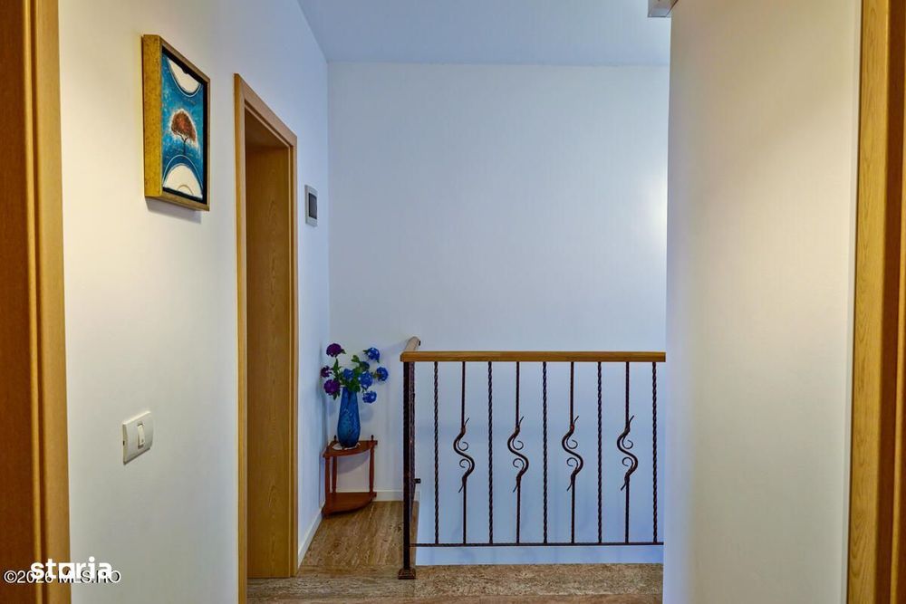 Dumbravita - Str Soarelui - Casa P+1, 3 Camere, Parcare Acoperita